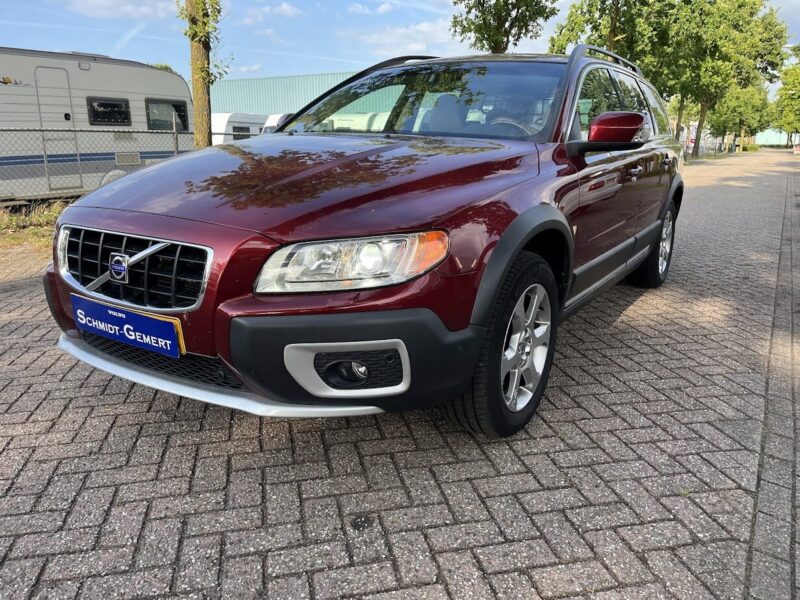 2008 Volvo XC70 3.2-2