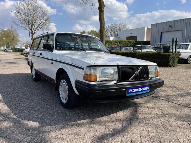 1992 Volvo 240 Polar-1